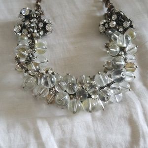 Chrystal Necklace w/ matching bracelet